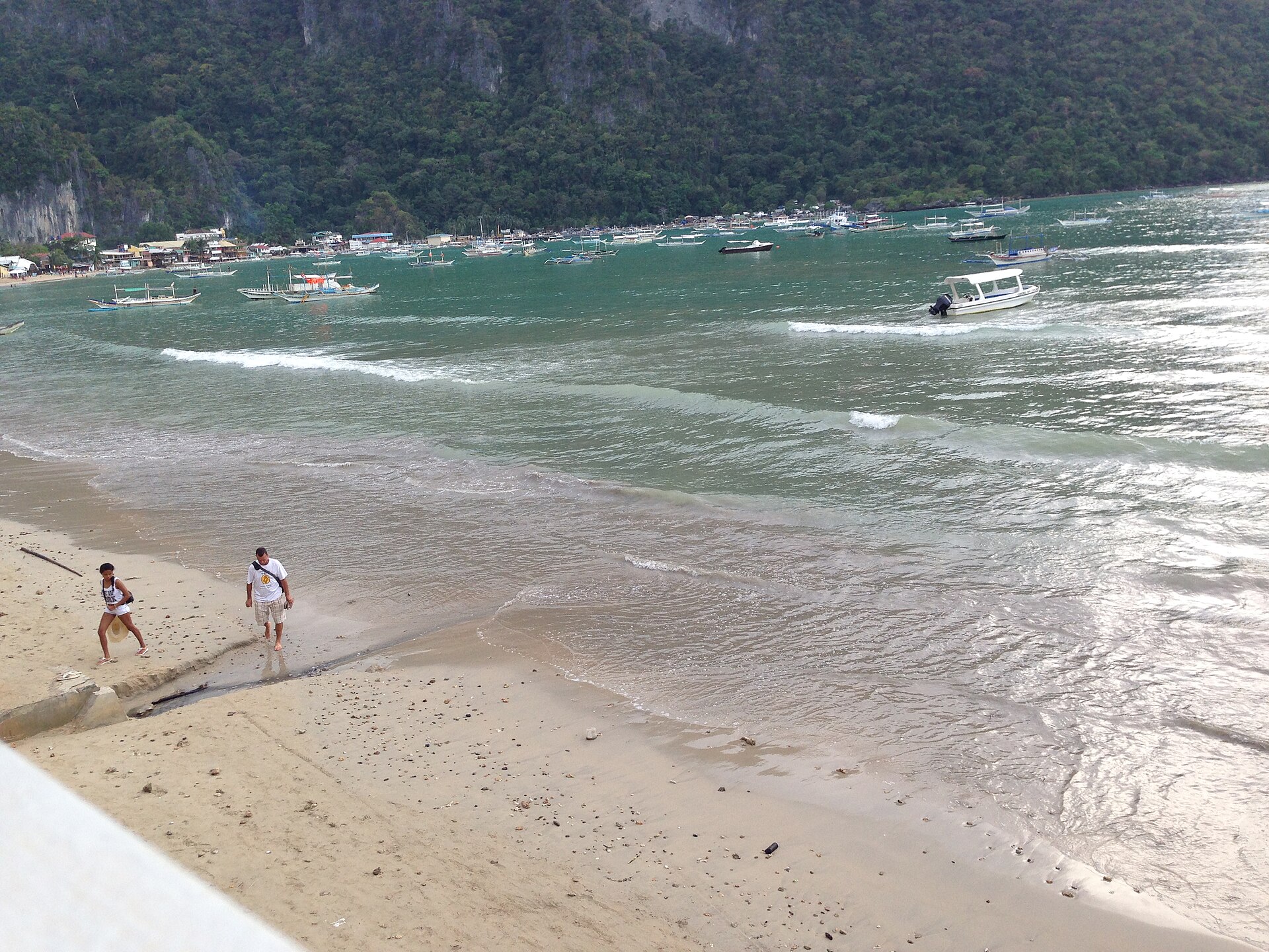 El Nido beach hotel