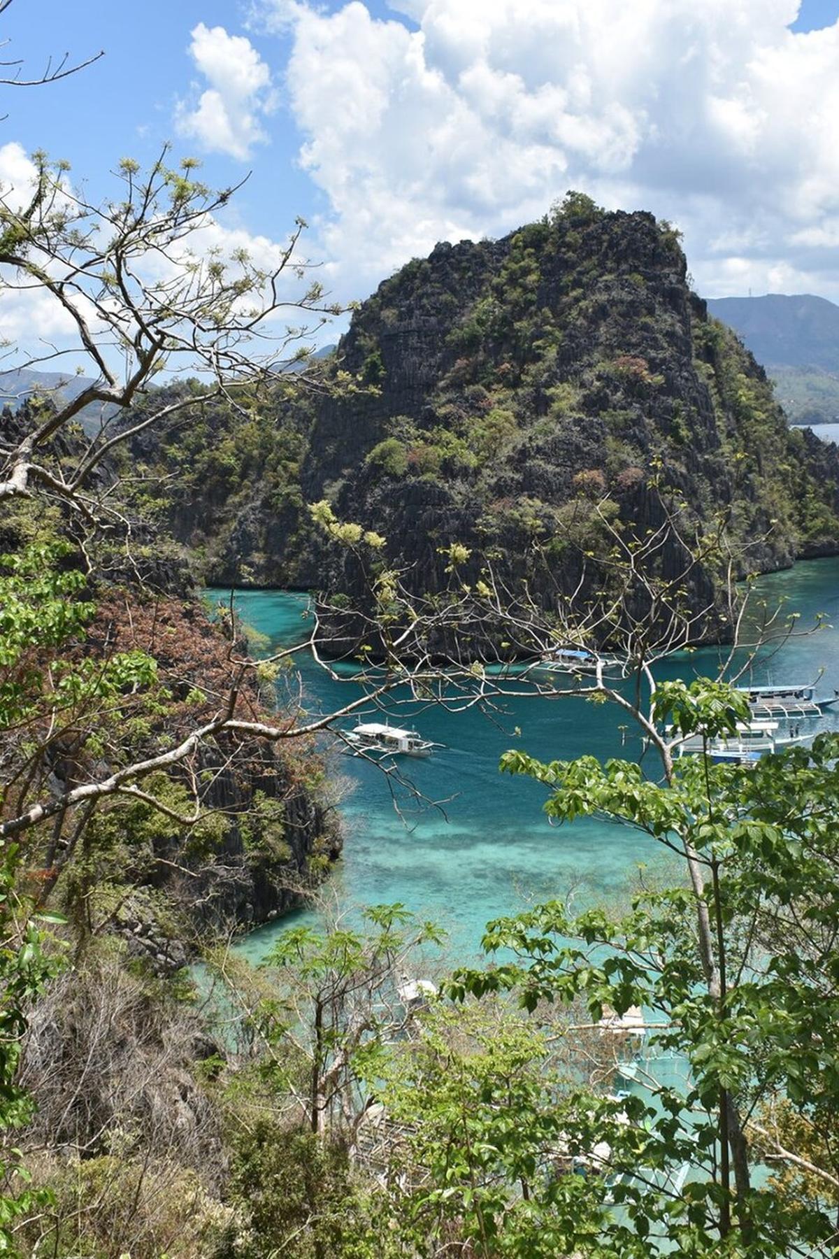 Kayangan Lake Coron