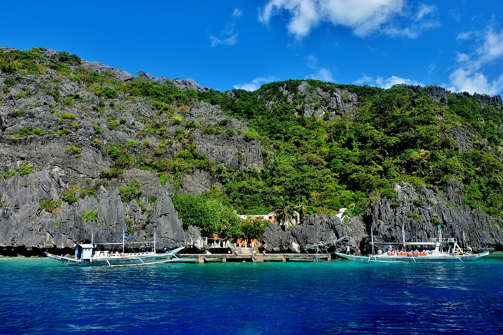 Matinloc Shrine El Nido